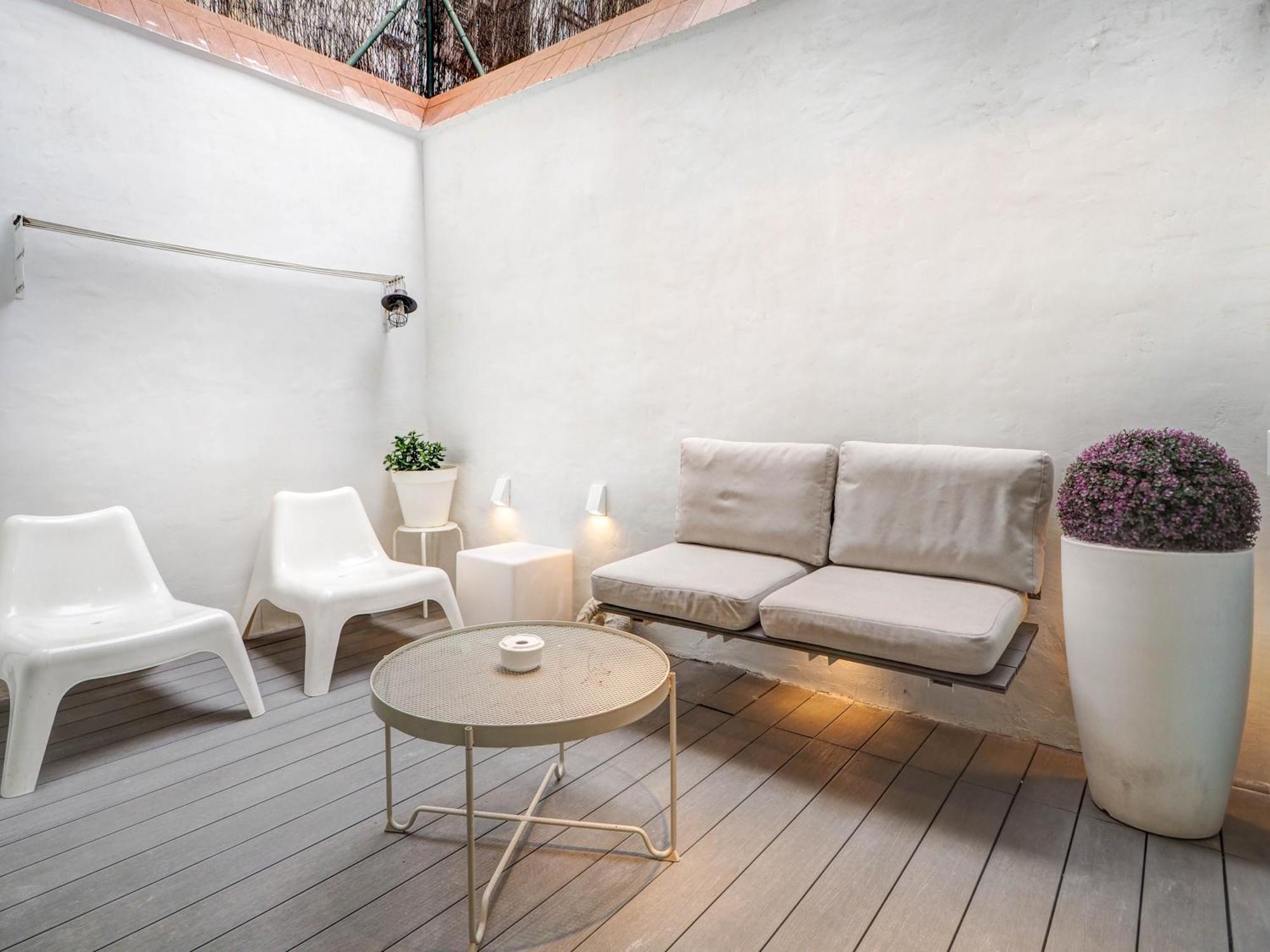 White Center Apartment By Hello Homes Sitges Eksteriør bilde