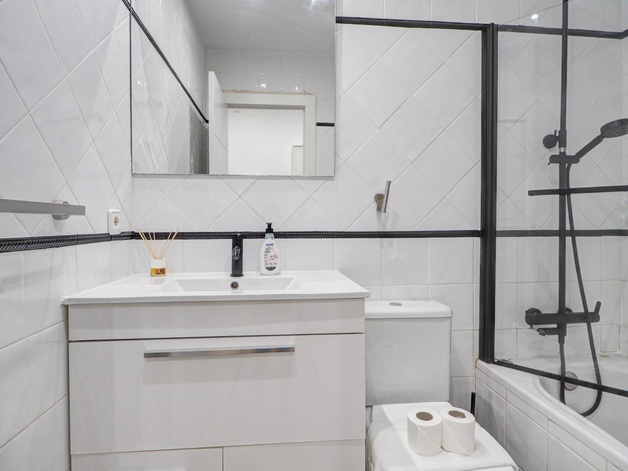 White Center Apartment By Hello Homes Sitges Eksteriør bilde
